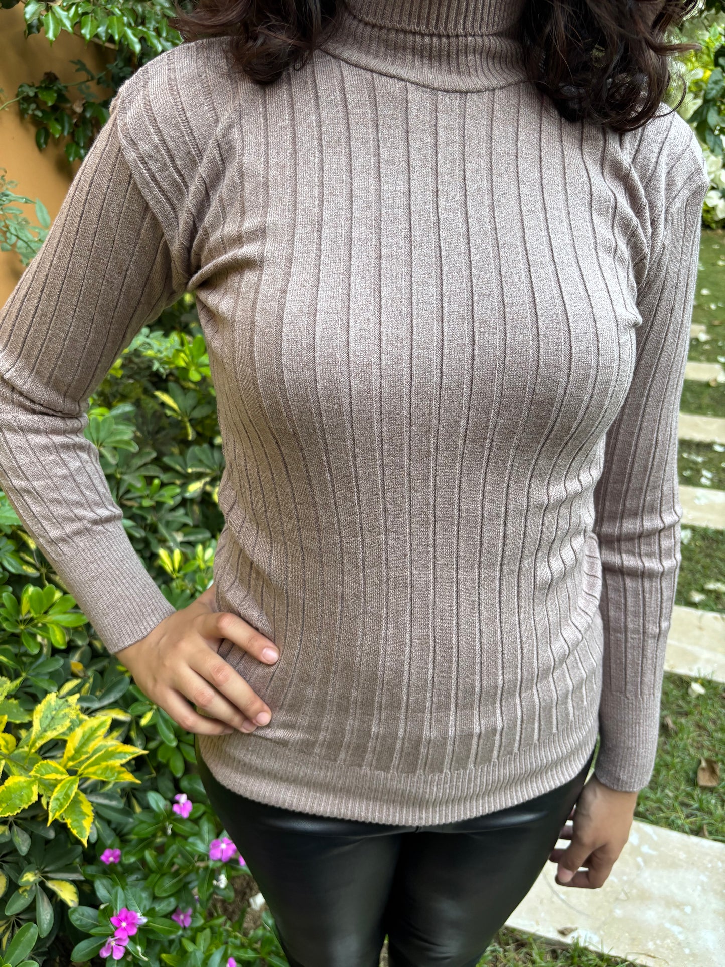 Samba Stripped High-neck