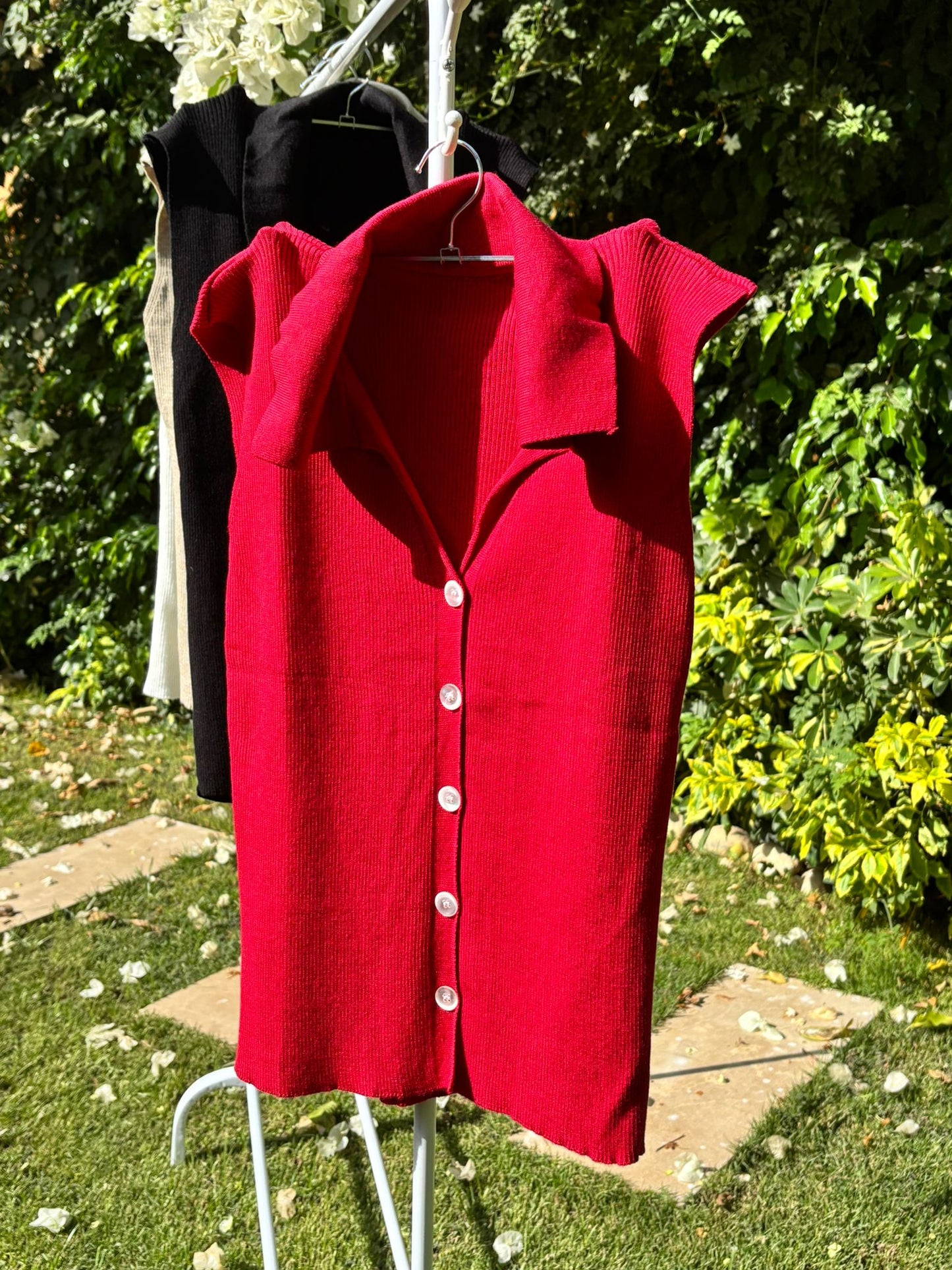 Zee Sleeveless Shirt